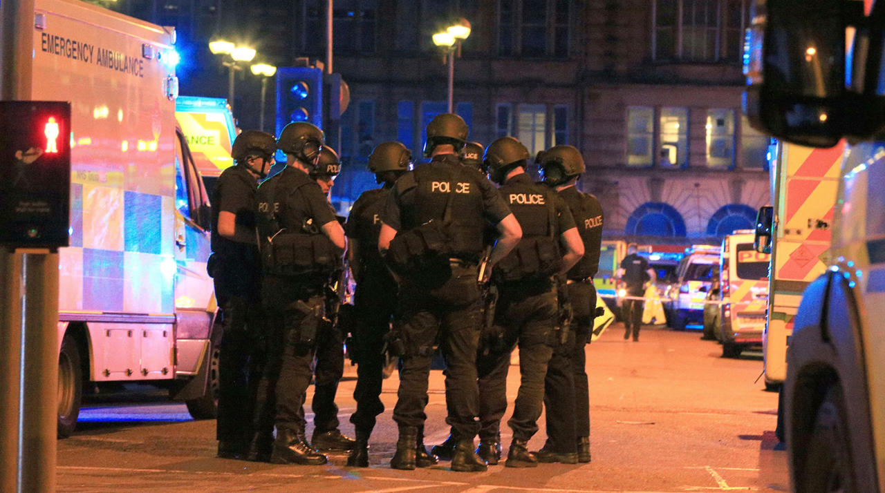 Теракт на стадионе в Манчестере: 22 погибших, около 60 раненых