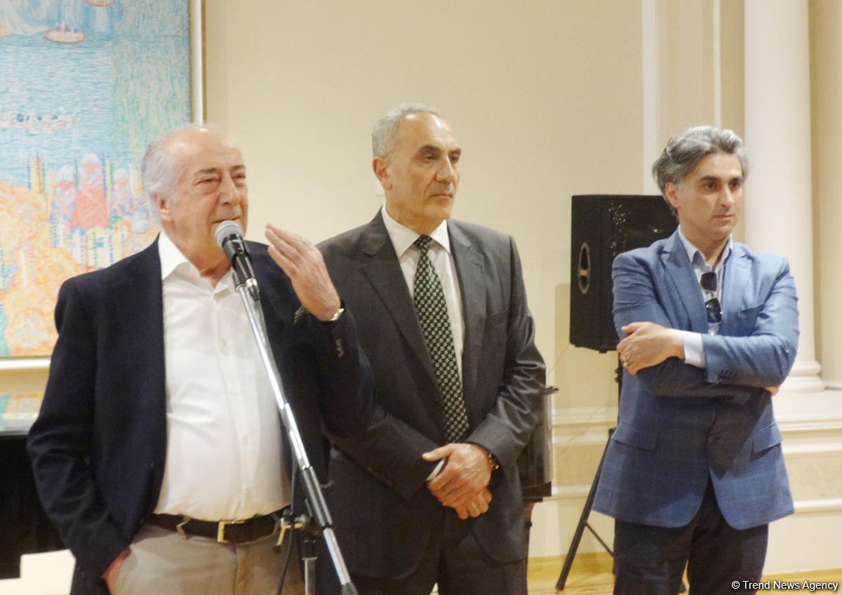 В Баку открылась выставка произведений Давуда Кязимова
