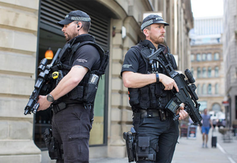 Британская полиция приостановила обмен информацией с США