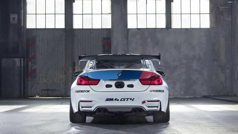 Самое экстремальное купе BMW M4 представлено официально