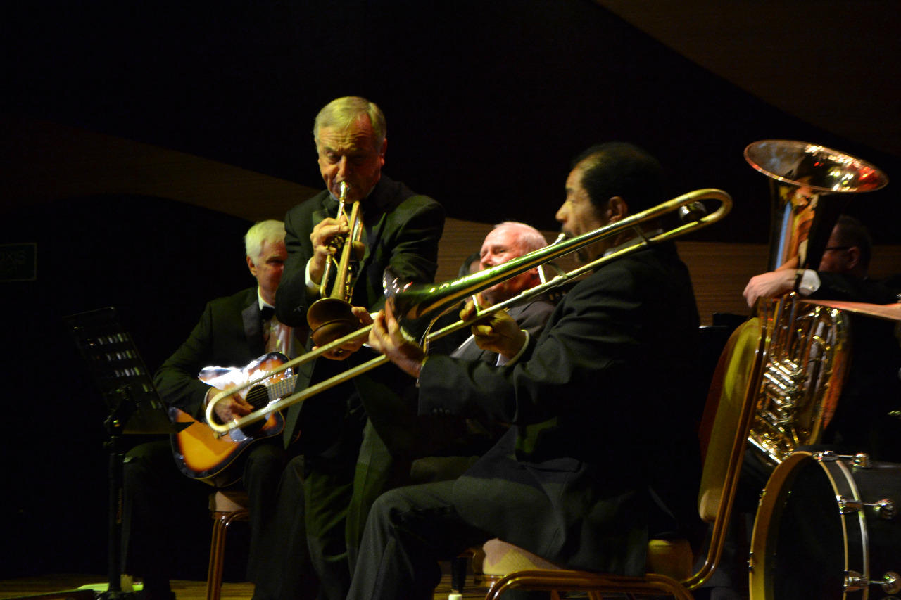 По приглашению университета ADA в Центре Мугама блистательно выступил "Louisiana Jazz Ensemble"