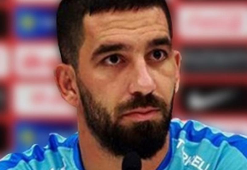 Арда Туран прокомментировал свой уход из сборной Турции