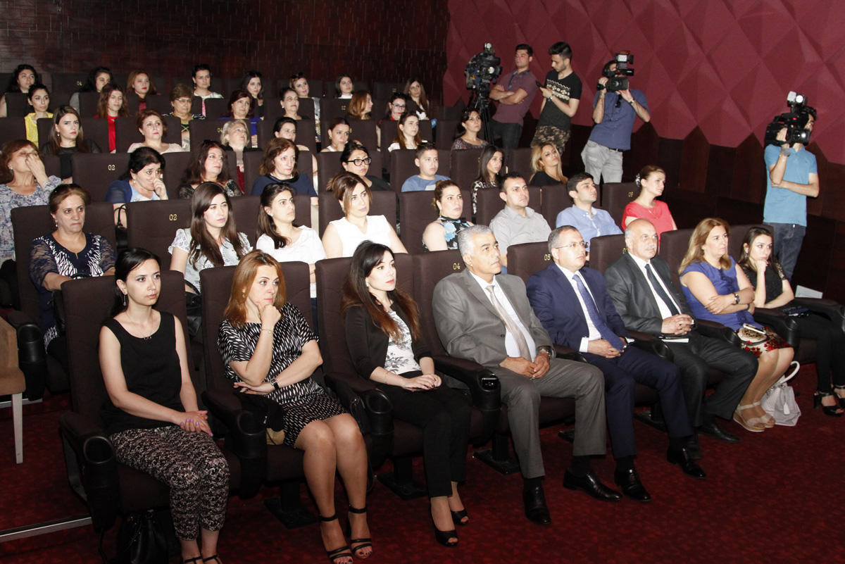 В Баку стартовали Дни национального кино