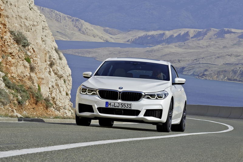 BMW рассекретила большой и новый хэтчбек