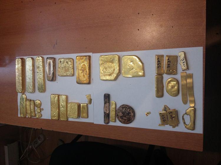 Из Азербайджана пытались незаконно вывезти 7 кг золота
