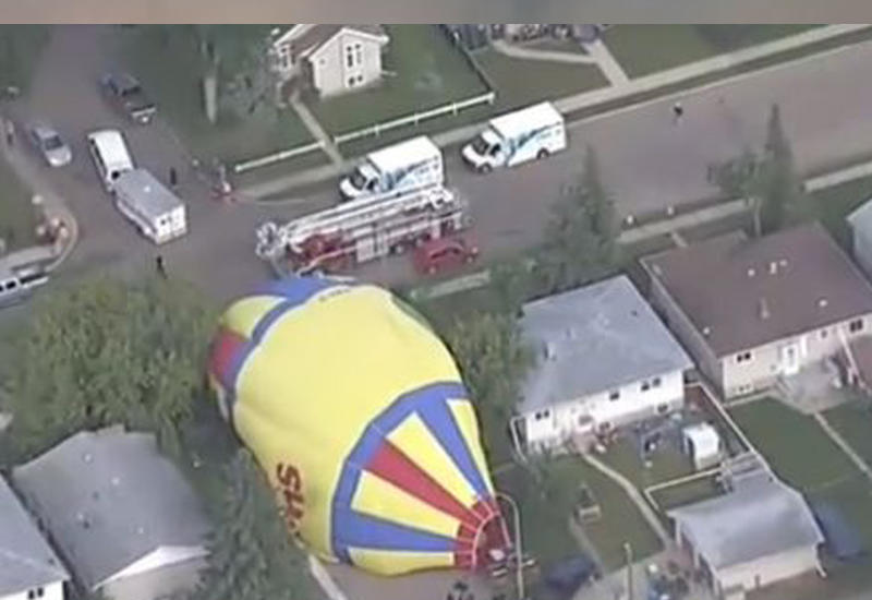 В Канаде огромный воздушный шар упал посреди улицы, напугав местных жителей