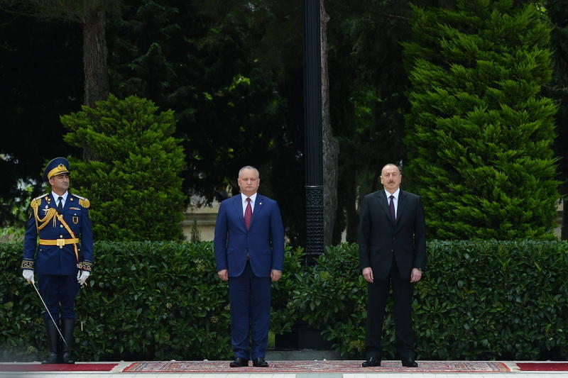 Президенты Азербайджана и Молдовы выступили с заявлениями для печати