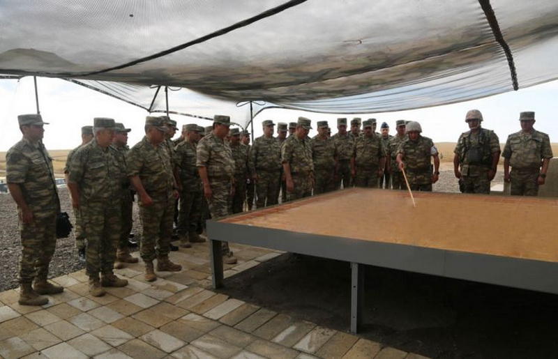 В ходе широкомасштабных учений азербайджанской армии проведены боевые стрельбы
