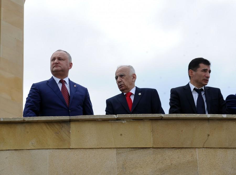 Президент Молдовы посетил Шехидляр хиябаны