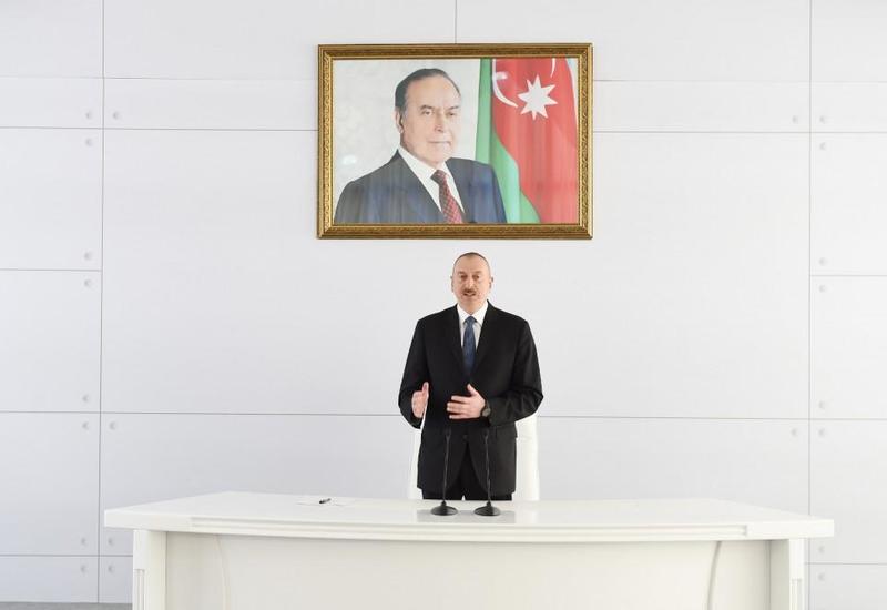 Президент Ильхам Алиев: Азербайджан в этом году демонстрирует прекрасные темпы экономического развития