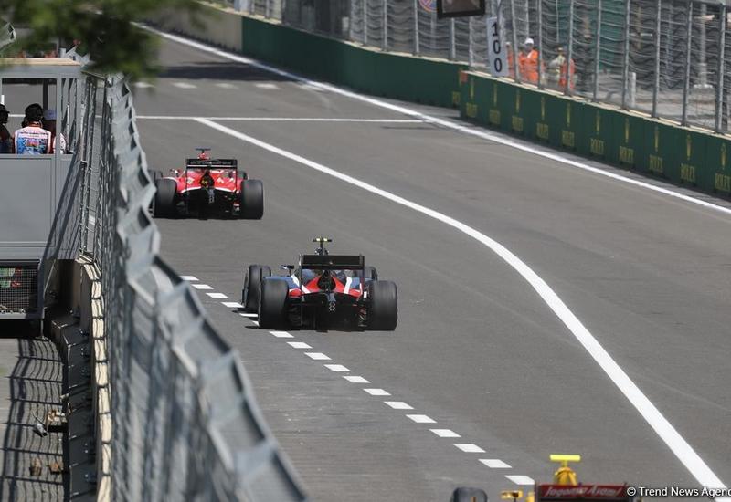 Четыре гонщика завершили борьбу в квалификации Формулы-1