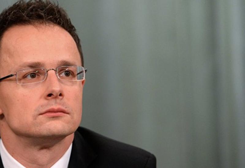 Глава МИД Венгрии обвинил ЕС в лицемерии