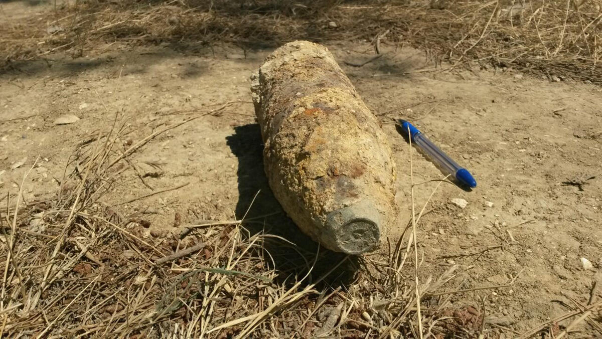 В Баку обнаружен неразорвавшийся артиллерийский снаряд