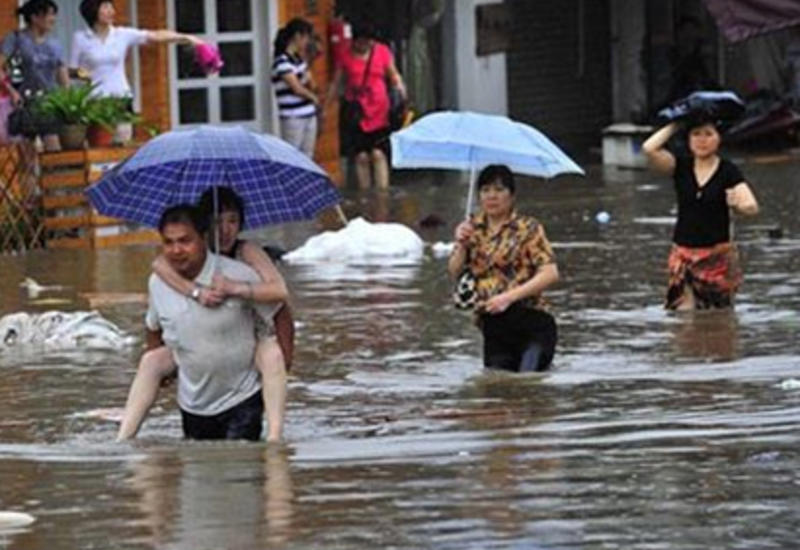 В Китае дожди убили 28 человек