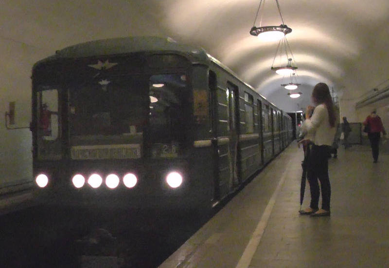 Поезд московского метро уехал со станции без машиниста