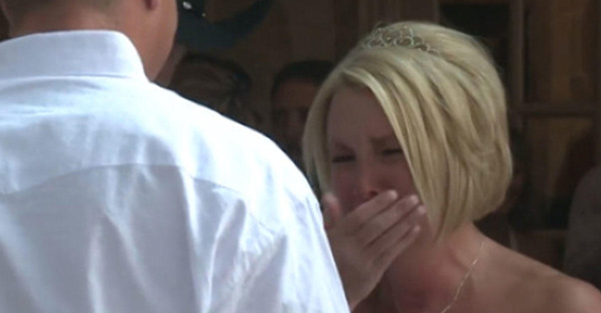 Она выходила замуж за инвалида, но не ожидала, что на свадьбе случится такое