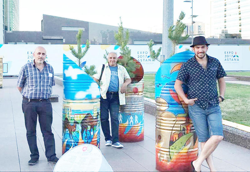 Креативные бочки из Азербайджана удивили гостей фестиваля в Казахстане