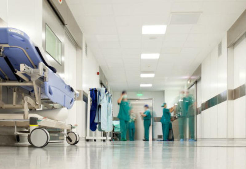 В ряде больниц Азербайджана установлены терминалы электронной очереди