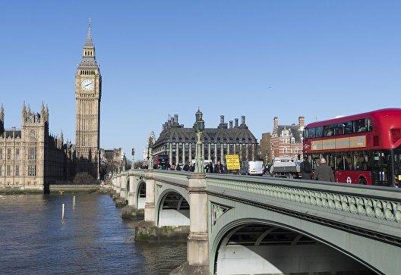 В Лондоне эвакуируют здание парламента