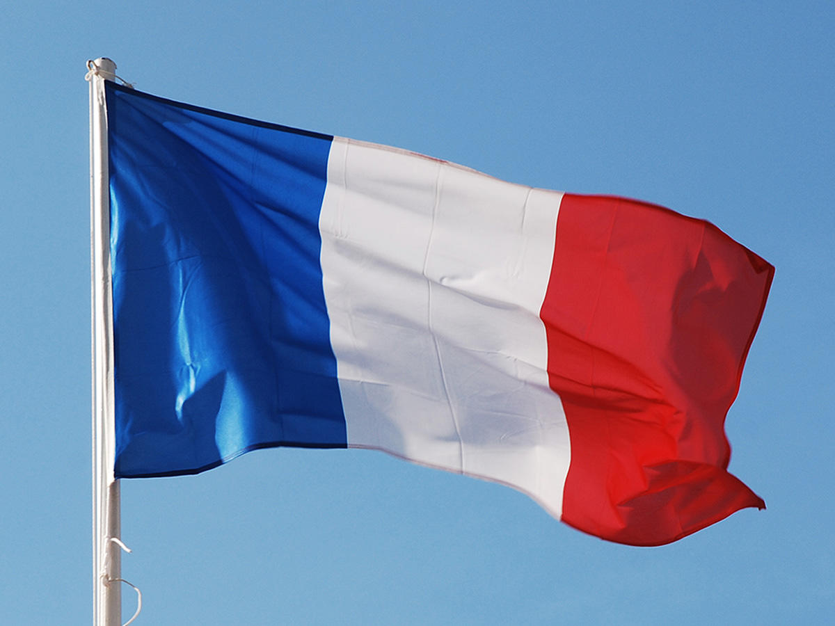 Франция призвала отменить санкции в отношении Катара