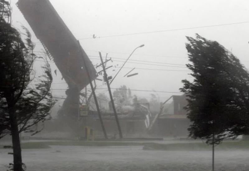 При урагане в Италии пострадали десять человек
