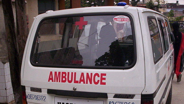 В Индии автобус с паломниками упал в ущелье, десятки погибших