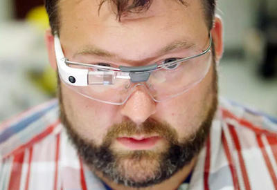 Alphabet объявила о выпуске новой версии «умных очков» Google Glass
