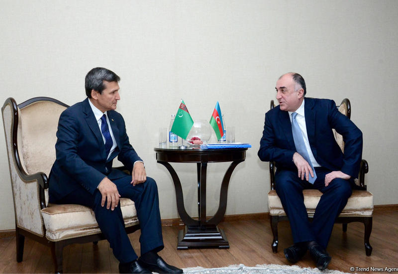 Эльмар Мамедъяров на переговорах с главой МИД Туркменистана