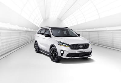 Kia выпустила обновленный кроссовер Sorento <span class="color_red">- ФОТО</span>