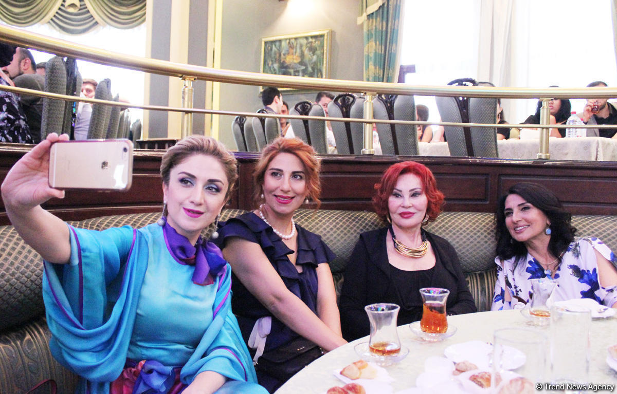 В Баку прошла церемония награждения, посвященная Дню национальной прессы
