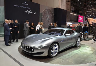 Названы сроки появления абсолютно нового Maserati GranTurismo <span class="color_red">- ФОТО</span>
