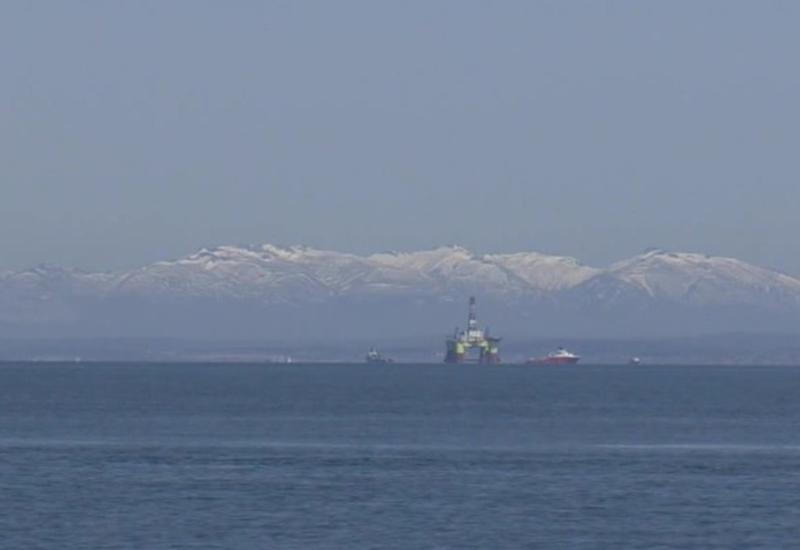 В Японском море ищут российского моряка, упавшего за борт