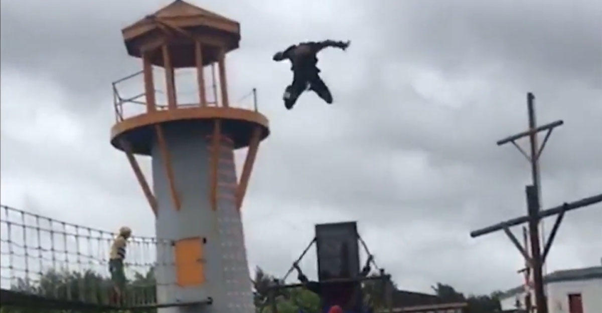 акробаты прыгуны. акробаты варшавского цирка. самые опасные трюки в цирке. 19 век россия акробаты. маяковский акробаты разбитых.