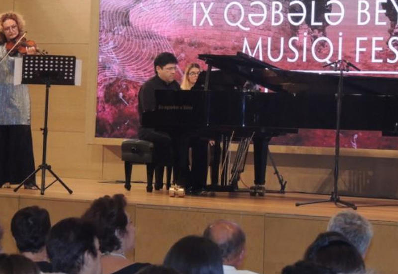 Мурад Адыгезалзаде покорил зрителей международного фестиваля в Габале