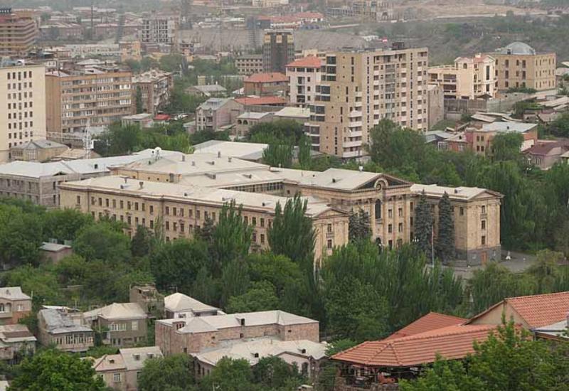 Зарплаты в странах ЕАЭС выросли, но только не в Армении