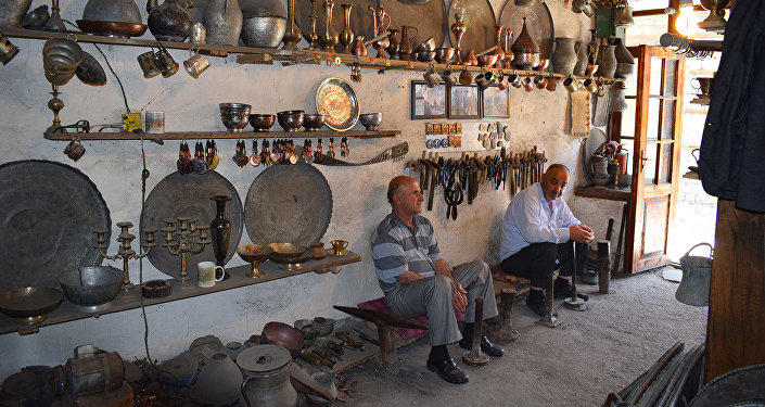 Маленькое азербайджанское село, куда каждый день едут тысячи туристов