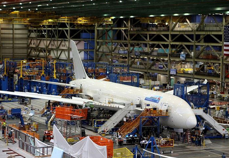 Самое большое здание в мире: сборочный завод Boeing в Вашингтоне