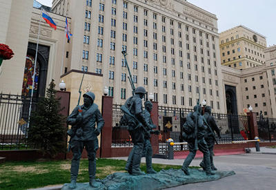 В Москве пьяный иностранец повредил памятник