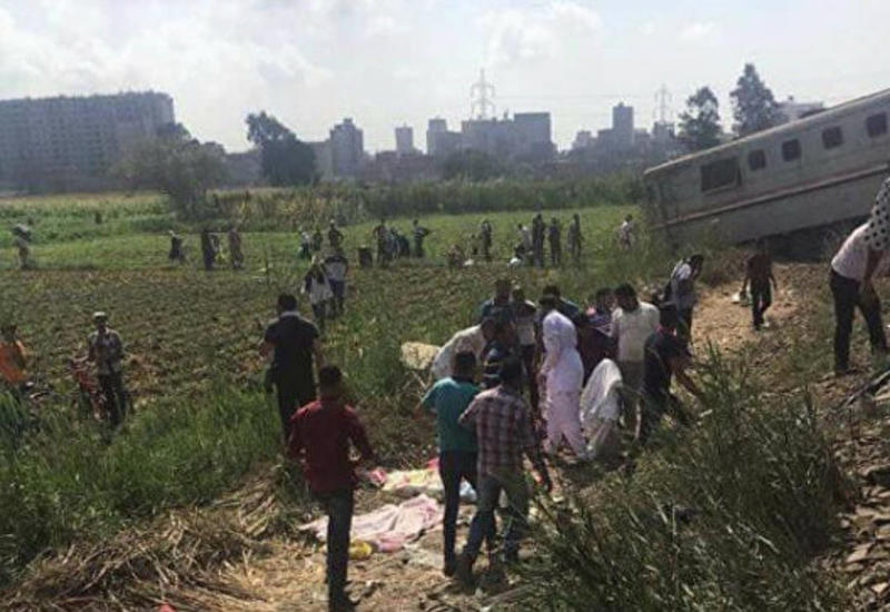 В Египте столкнулись два поезда: 49 погибших, 123 пострадавших