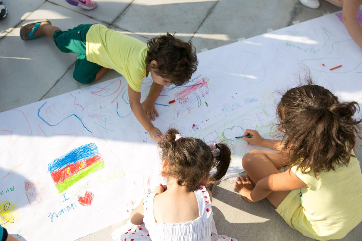 В парке Центра Гейдара Алиева прошел день творчества для детей