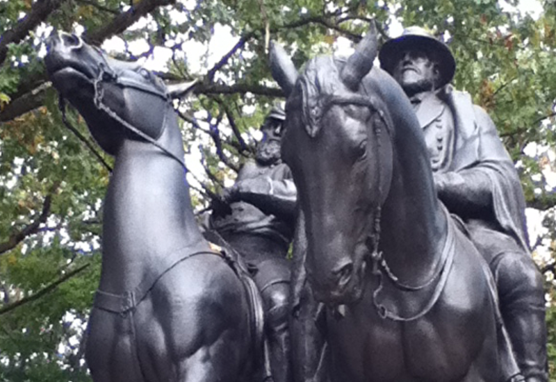 Губернатор Виргинии призвал убрать памятники конфедератам в штате