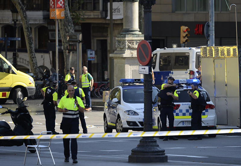 Очевидец: водитель в Барселоне ехал зигзагами, чтобы сбить больше людей