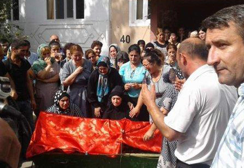 İt dişləyən 5 yaşlı qız dünyasını dəyişdi <span class="color_red">- FOTOLAR</span>