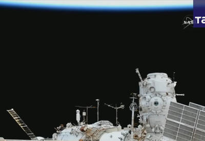 Российские космонавты вышли в открытый космос <span class="color_red">- ВИДЕО</span>