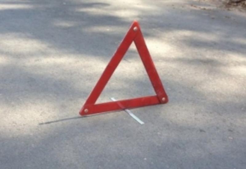 В жуткой аварии в Габале ранены отец и трое детей