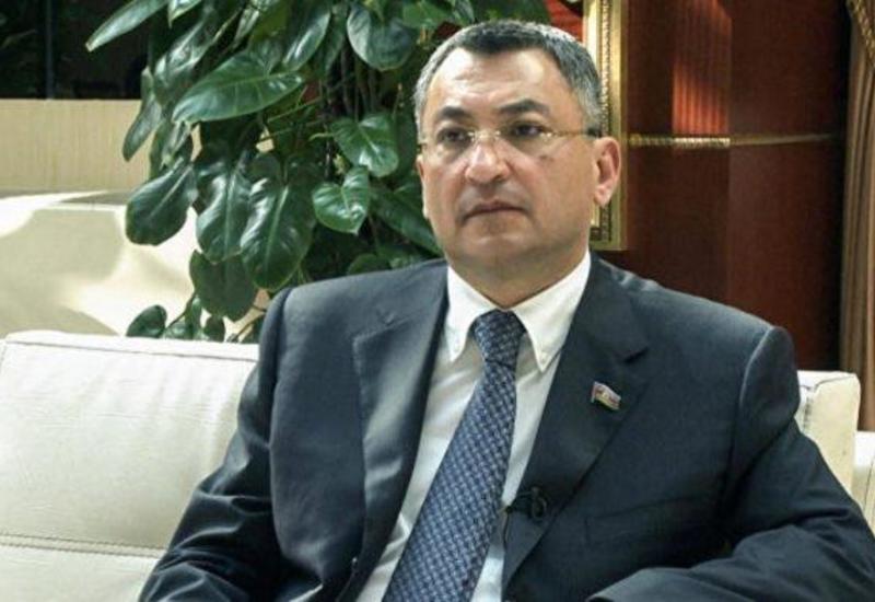 Azərbaycanda ikili vətəndaşlıqla bağlı deputatdan AÇIQLAMA