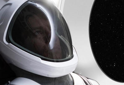 Илон Маск опубликовал фото первого скафандра SpaceX
