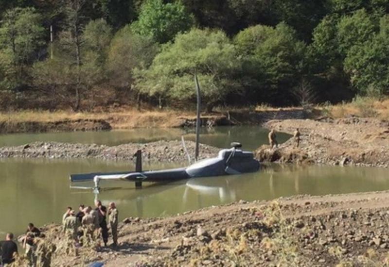 Рухнул единственный вертолет пограничной службы Грузии, тушивший пожар в Боржоми