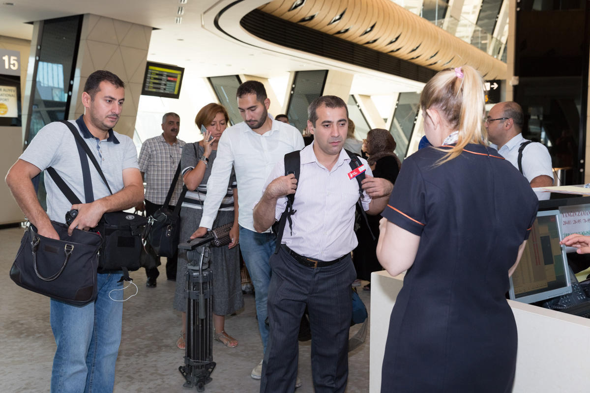Азербайджанские журналисты стали первыми пассажирами Buta Airways