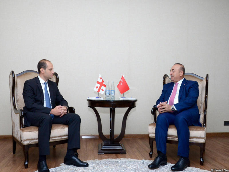 В Баку проходит встреча глав МИД Турции и Грузии
